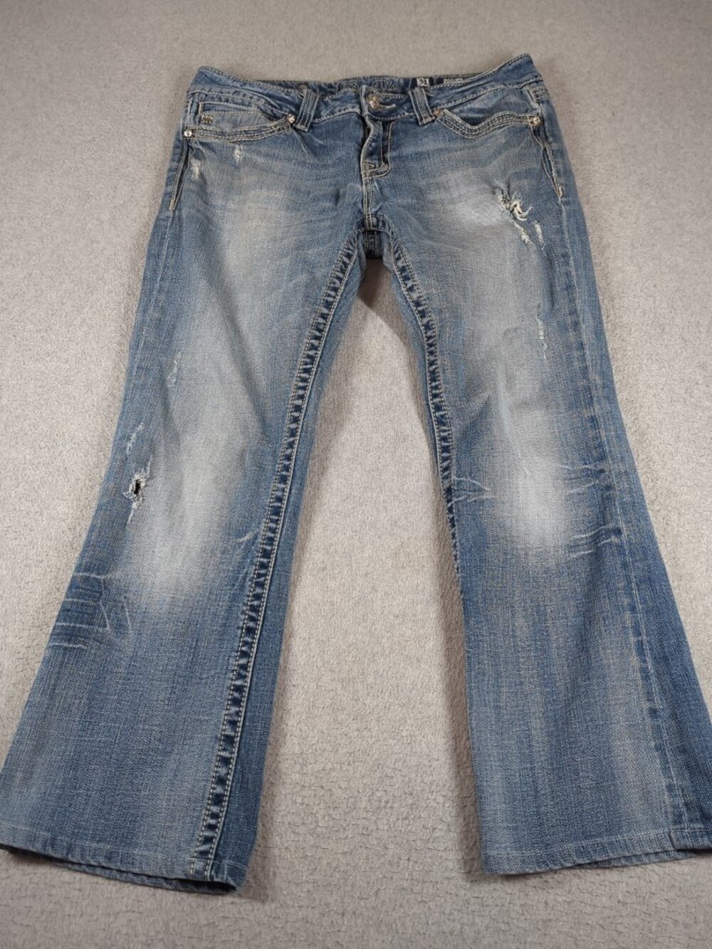 Miss Me Jeans Womens 31 (Fit 32x26) Blue Bootcut Embroidered Stretch Distressed